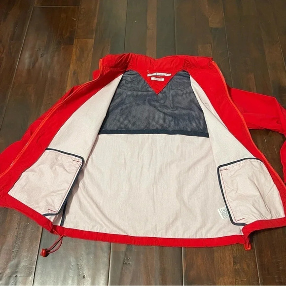 Tommy Hilfiger Vintage Red Windbreaker Womens Size Large Full Zip - Picture 7 of 10